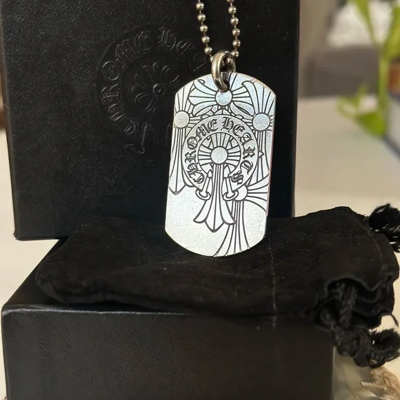 CHROME HEARTS - God Bless Cemetery Cross Dog Tag Pendant. 100